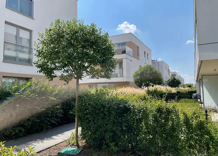 Quiet Ursynow Airport S2 * Varsóvia