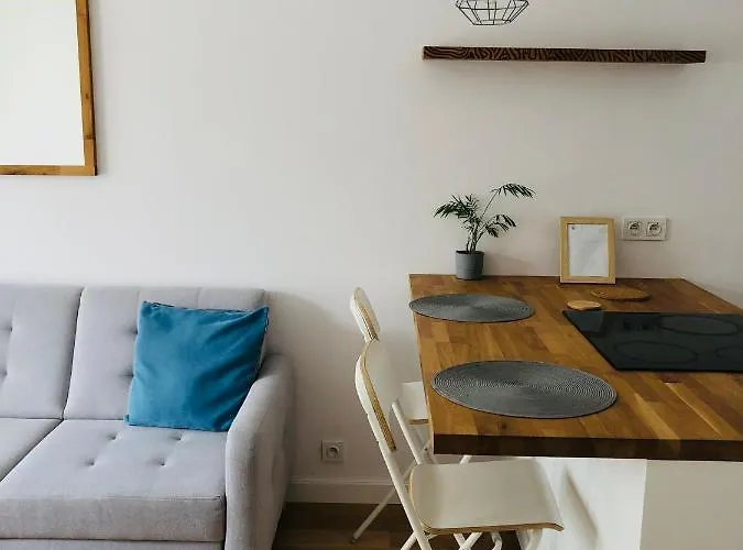 Quiet Ursynow Airport S2